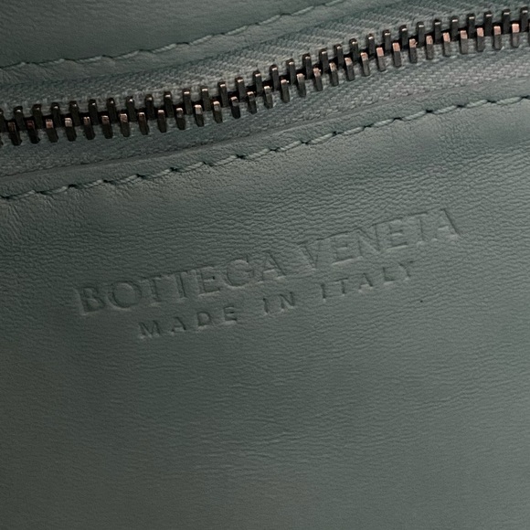 Bottega Veneta Padded Intrecciato Cassette in Spearmint - Picture 14 of 16